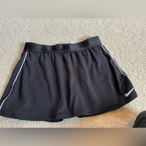 Nike Tennis Skort. Black. Size Medium.